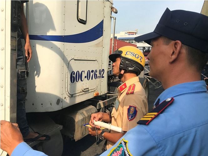 Phát hiện nhiều tài xế container ở cảng Cát Lái dương tính ma tuý ảnh 2