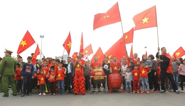 Thầy Park và học trò rạng rỡ ngày về Việt Nam ảnh 9