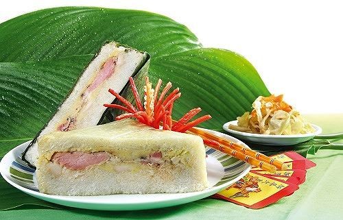 Mắc 7 bệnh này, nên tránh xa bánh chưng trong ngày Tết ảnh 1