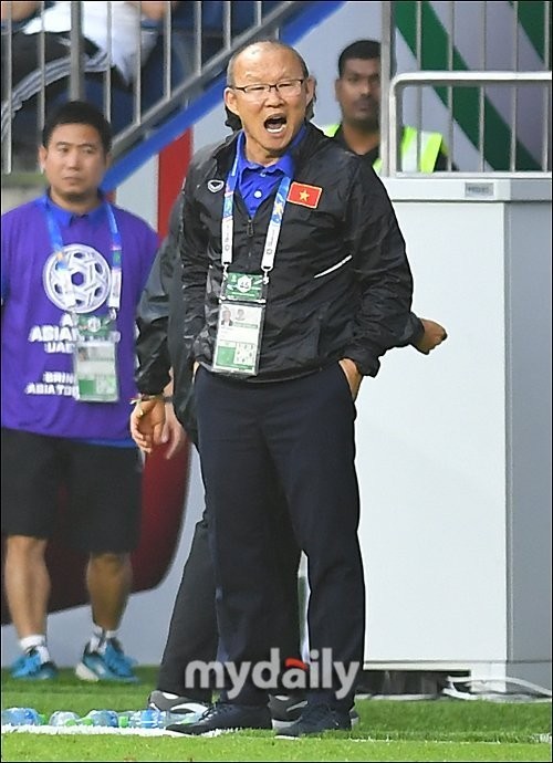 Thầy Park 'bỏ' U23 Việt Nam: Đúng bậc thầy trò chơi! ảnh 2