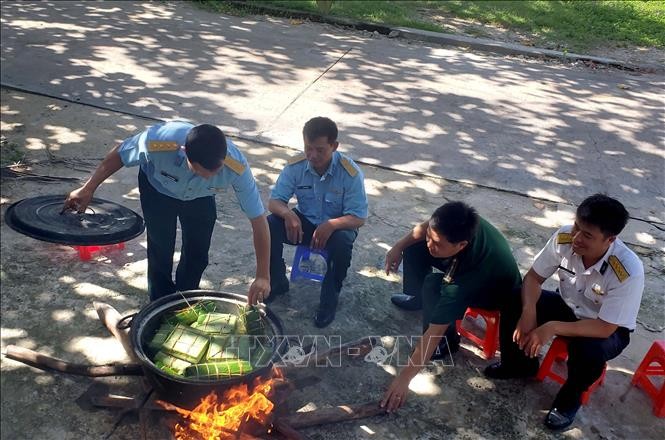 Tết ấm áp của những người lính Trường Sa ảnh 3