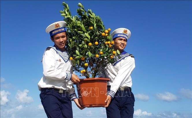 Tết ấm áp của những người lính Trường Sa ảnh 2