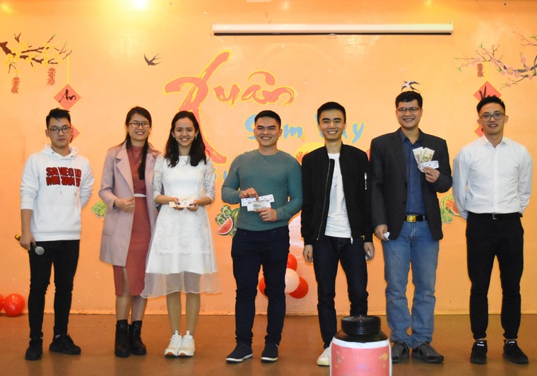 'Xuân sum vầy' của du học sinh Việt tại Nga ảnh 5