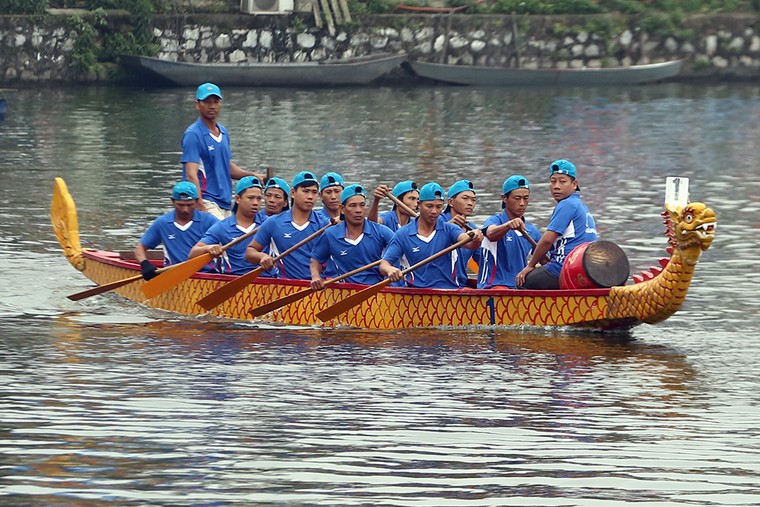 Rộn rã lễ hội Bơi chải thuyền rồng Hà Nội mở rộng 2019 ảnh 5