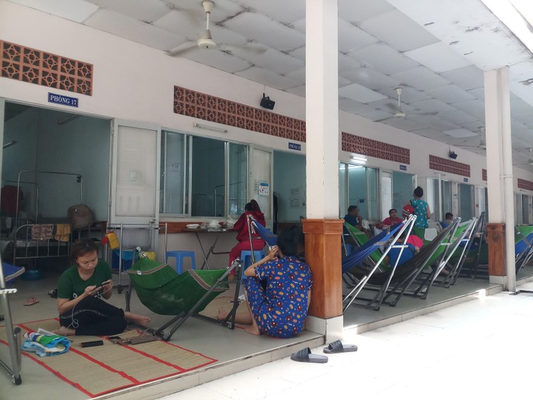 Trẻ đổ bệnh vì thời tiết nắng nóng kéo dài ảnh 1