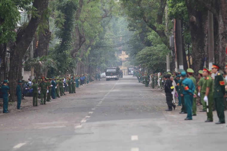 Lễ di quan nguyên Chủ tịch nước, Đại tướng Lê Đức Anh về nơi an nghỉ cuối cùng ảnh 11
