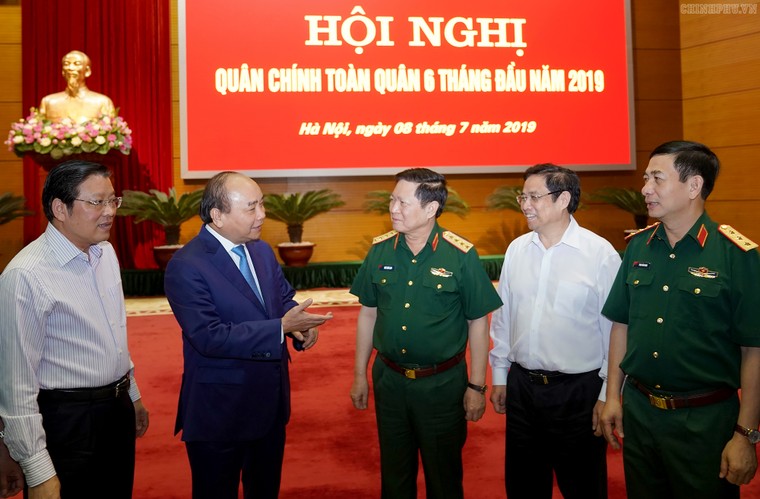 Thủ tướng dự Hội nghị Quân chính toàn quân ảnh 1