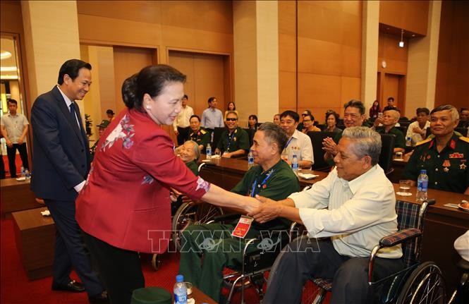 Chủ tịch Quốc hội gặp mặt các thương binh nặng tiêu biểu toàn quốc ảnh 3