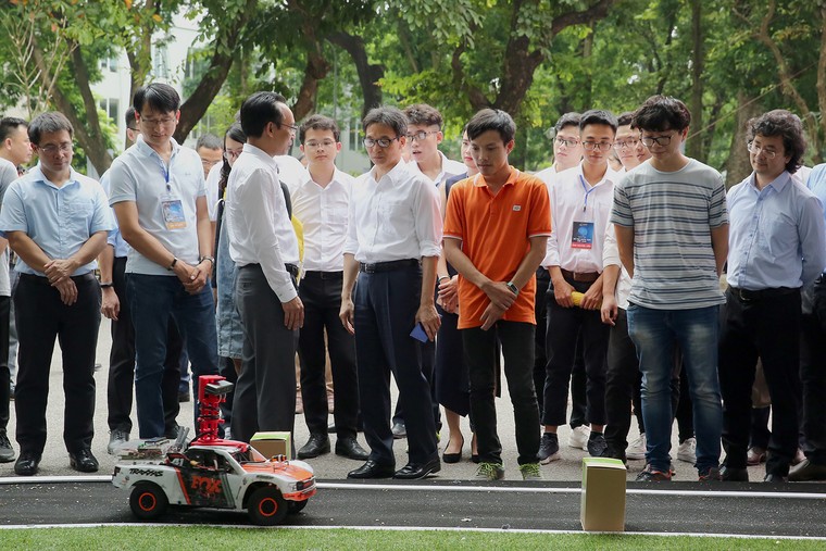 Trí tuệ nhân tạo là công cụ giải các ‘bài toán cuộc sống’ ảnh 2