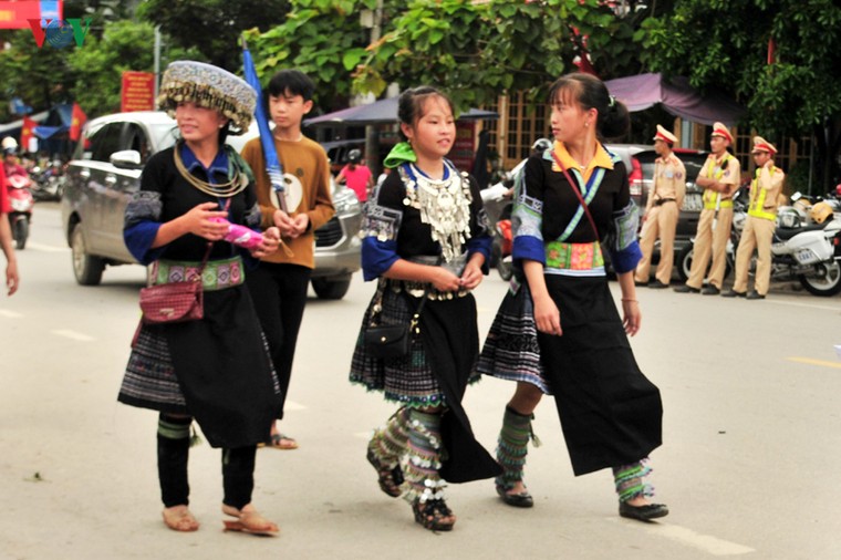 Đồng bào các dân tộc Lai Châu vui tết Độc lập ảnh 3