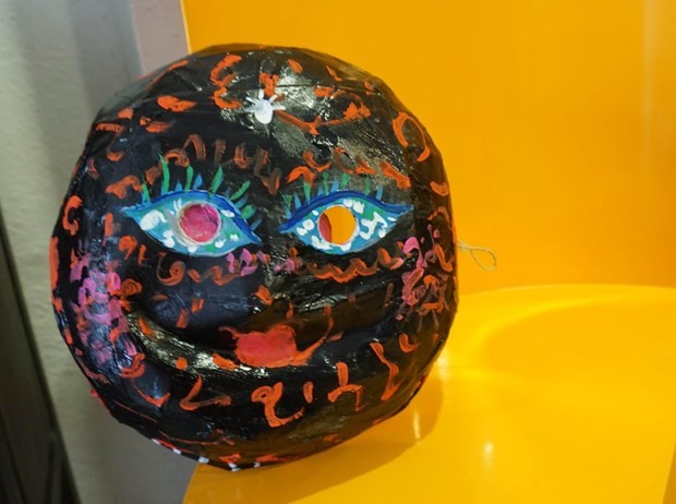 Nhóm họa sỹ G39 triển lãm mặt nạ gây quỹ ủng hộ bệnh nhi dịp Trung Thu ảnh 1