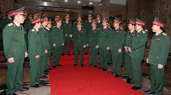 Triển khai quyết định điều động, bổ nhiệm nhân sự cao cấp của Quân đội ảnh 1