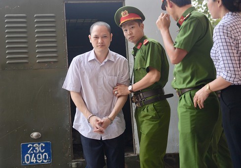 Hôm nay, Hà Giang mở lại phiên tòa xét xử vụ sửa điểm thi THPT Quốc gia ảnh 2