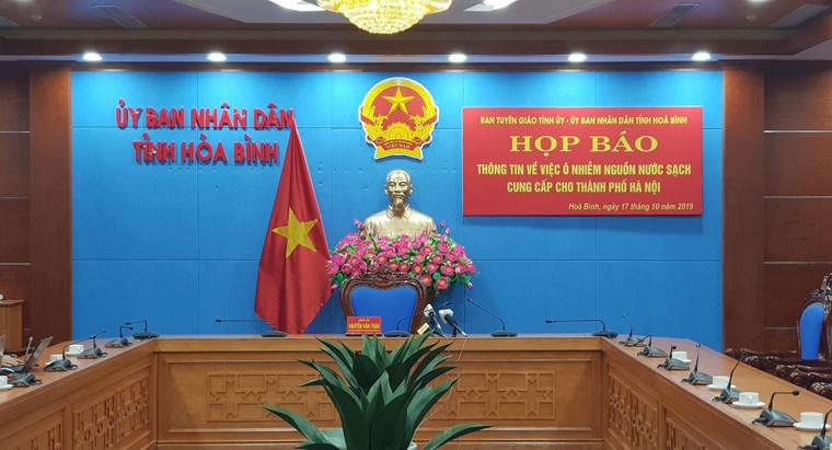 Vụ nước sạch sông Đà nhiễm dầu: Khởi tố vụ án hình sự ảnh 1