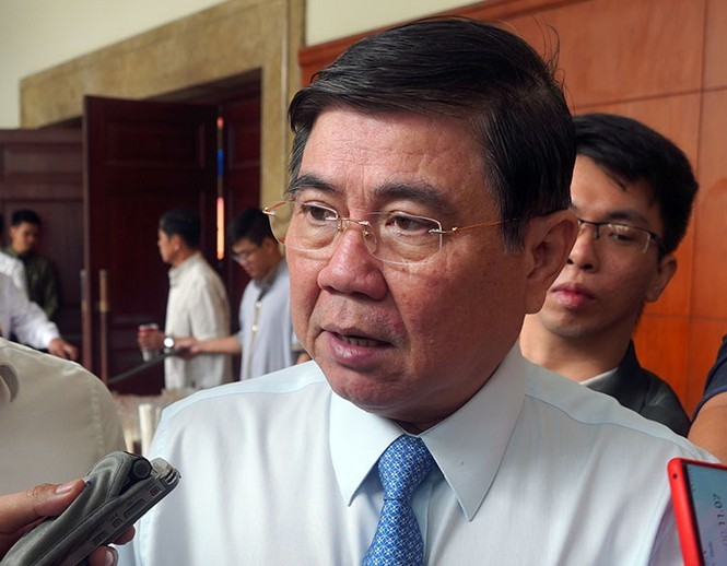 Giám đốc Sở Giáo dục TPHCM nói gì về việc nhận tiền từ nhà xuất bản? ảnh 1