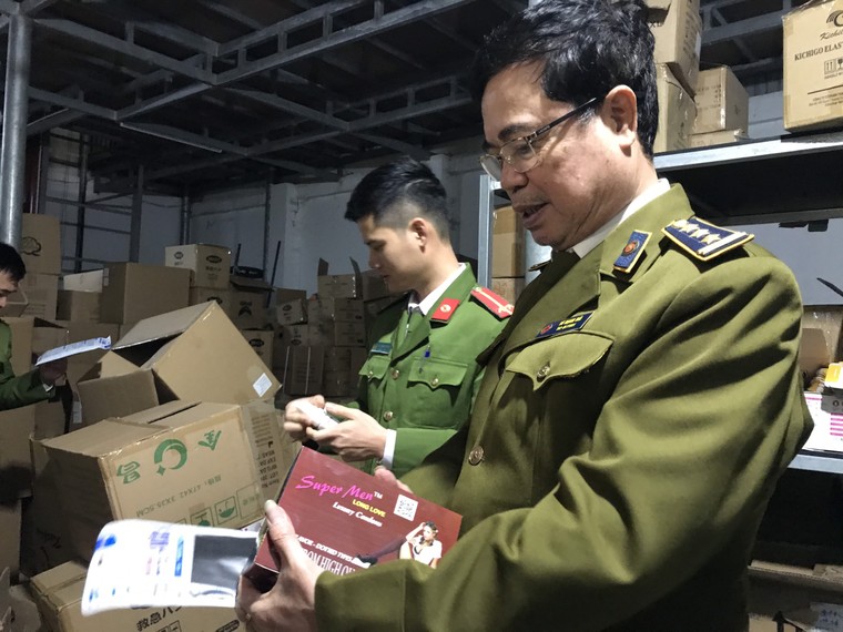 Vụ Thiết bị y tế nhập lậu: QLTT Bắc Ninh tịch thu toàn bộ số hàng để điều tra ảnh 3