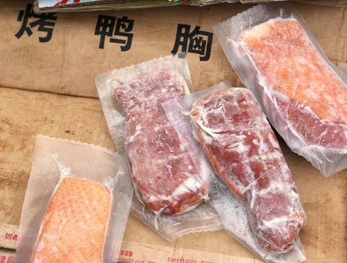 Hà Nội: chặn đứng 02 container chứa hàng tấn thực phẩm đông lạnh 'lậu' xâm nhập Thủ đô ảnh 4