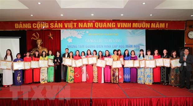 Bộ Giáo dục và Đào tạo tôn vinh 127 giáo viên mầm non tiêu biểu ảnh 1