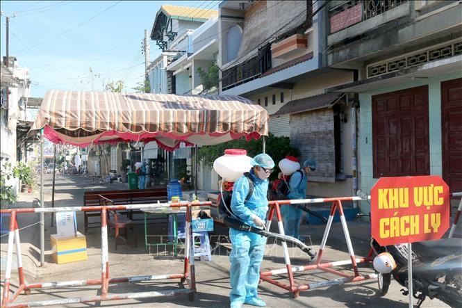 Bộ Y tế kiểm tra công tác phòng, chống dịch COVID-19 tại Bình Thuận ảnh 5