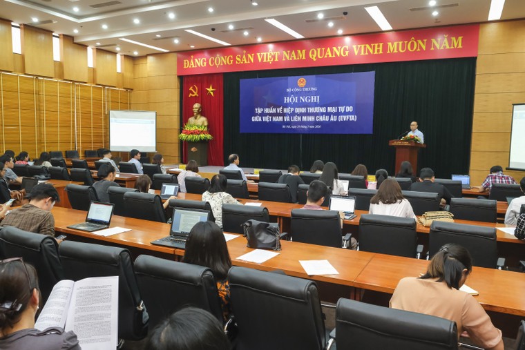 Bộ Công Thương tổ chức Hội nghị tập huấn về EVFTA ảnh 1