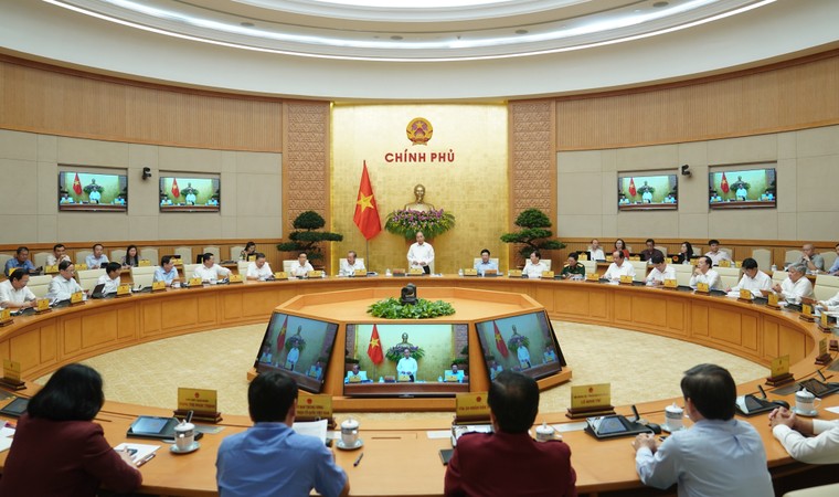 Thủ tướng: Chúng ta lấy cung làm chủ đạo và đẩy mạnh cầu của nền kinh tế ảnh 1