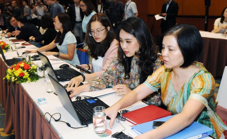 Hội nghị trực tuyến Bộ trưởng Kinh tế ASEAN ứng phó đại dịch COVID-19 ảnh 4