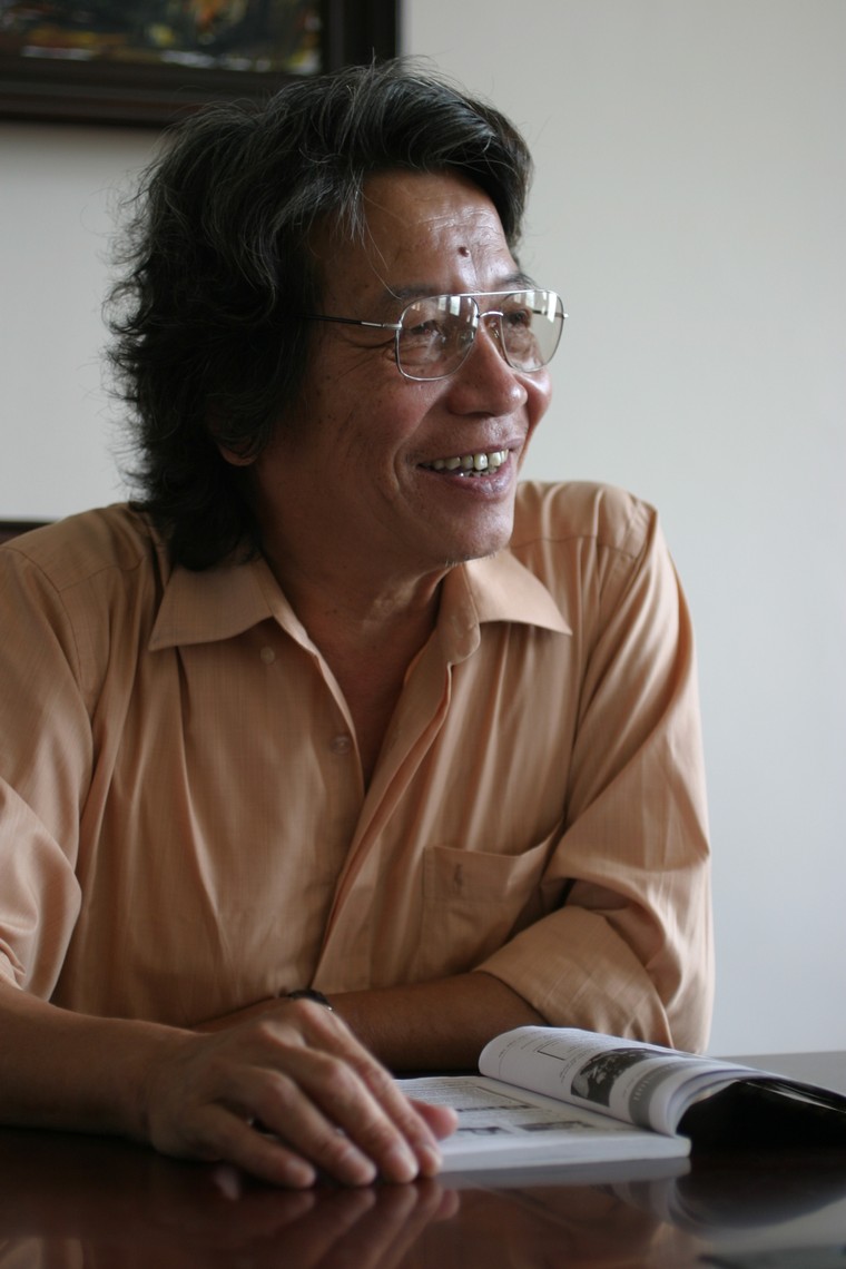 Mái chèo thiên thu trên dòng sông còn chảy mãi ảnh 1