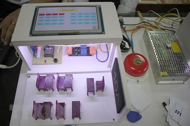 Sáng kiến hệ thống quản lý giờ học thông minh của học sinh Ninh Bình ảnh 1