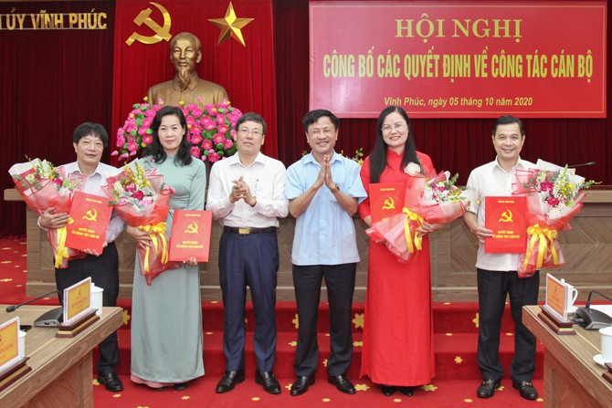 Điều động, bổ nhiệm nhân sự Hà Nội, TPHCM và một số địa phương ảnh 4