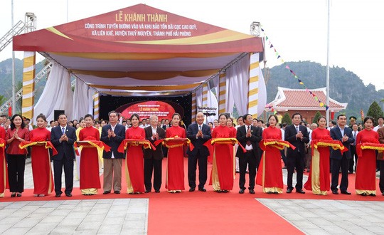 Thủ tướng dự lễ khánh thành Khu bảo tồn bãi cọc Cao Quỳ ảnh 1