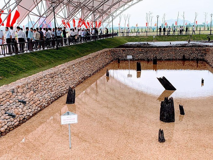 Thủ tướng dự lễ khánh thành Khu bảo tồn bãi cọc Cao Quỳ ảnh 2