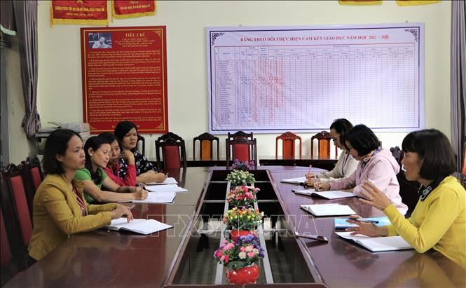 Khó khăn trong triển khai sách giáo khoa mới ở vùng cao ảnh 2