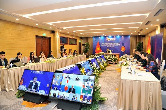 Đối thoại trực tuyến về hợp tác kinh tế ASEAN - Thụy Sỹ ảnh 1