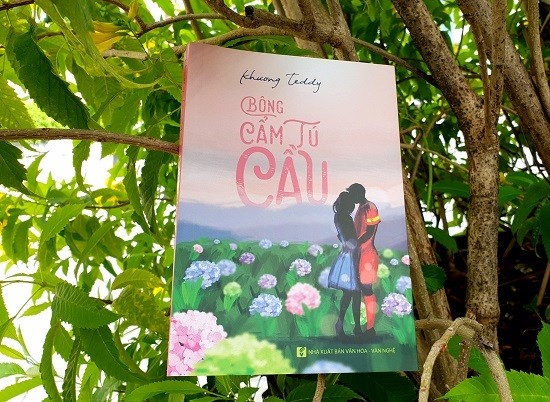 Bông cẩm tú cầu – khi người trẻ kể về cách họ sống và yêu ảnh 1