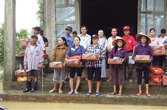 Tấm lòng người Sài Gòn hướng về đồng bào miền Trung yêu thương ảnh 2