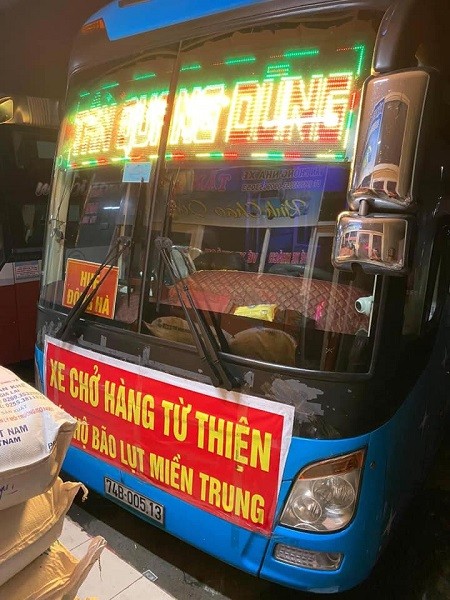 Tấm lòng người Sài Gòn hướng về đồng bào miền Trung yêu thương ảnh 5