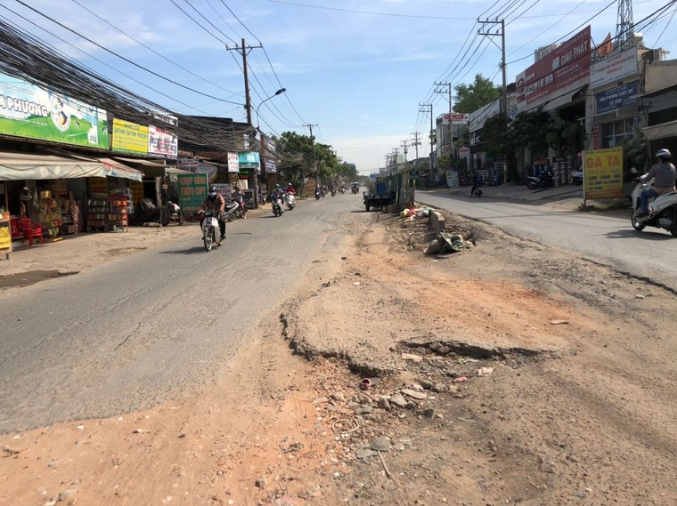 Sửa đường Lương Định Của: Giám đốc Sở GTVT hứa kiểm tra, xử lý ngay ảnh 1