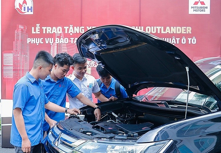 Đại học Công Nghiệp TP.HCM vào Top các trường tốt nhất khu vực châu Á 2021 ảnh 1