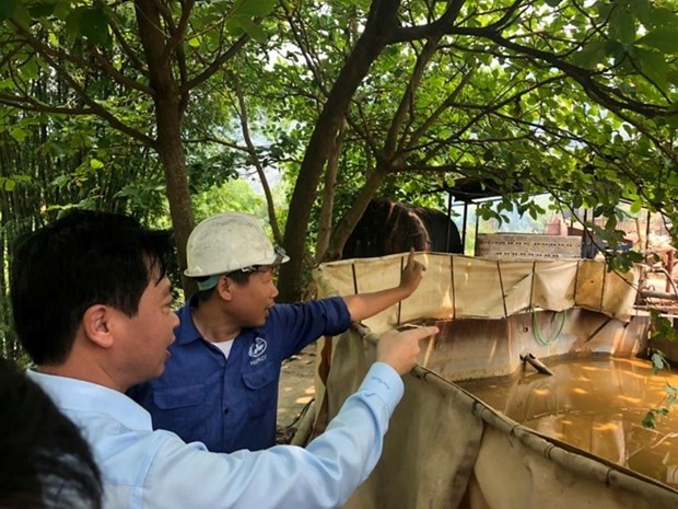 Bắt quả tang Công ty Hapaco Đông Bắc xả thải trực tiếp ra môi trường ảnh 1