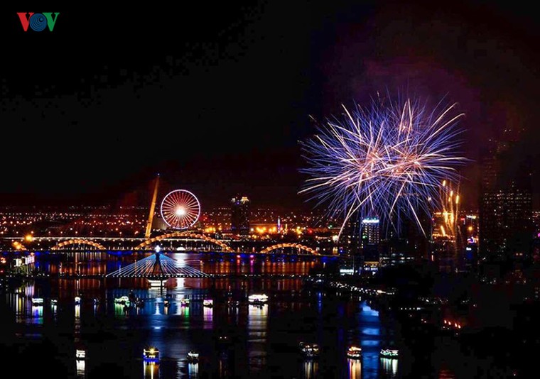 Lễ hội pháo hoa quốc tế Đà Nẵng hứa hẹn tạo bất ngờ trong mùa hè ảnh 1