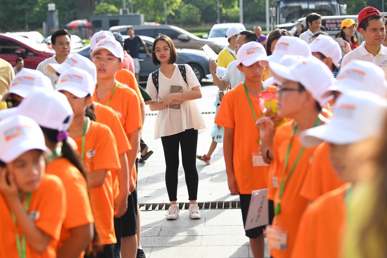 Viettel tổ chức ‘Trại hè ngôn ngữ và kỹ năng công dân toàn cầu' cho con em khách hàng thân thiết ảnh 7