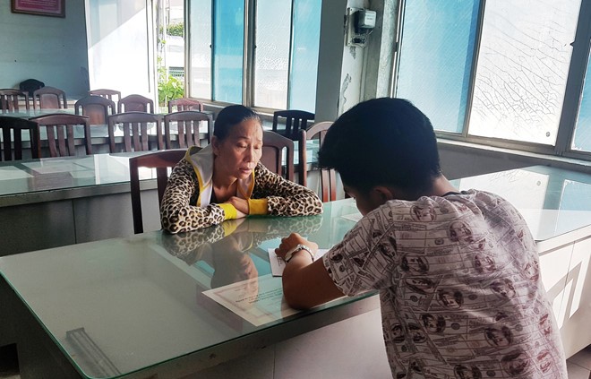 Tạm giữ 10 người trong vụ hỗn chiến kinh hoàng ở phố Tây - Bùi Viện ảnh 2