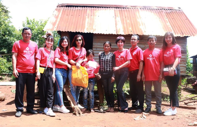 Người dân Mang Yang hân hoan đón nguồn nước sạch về bản làng ảnh 4