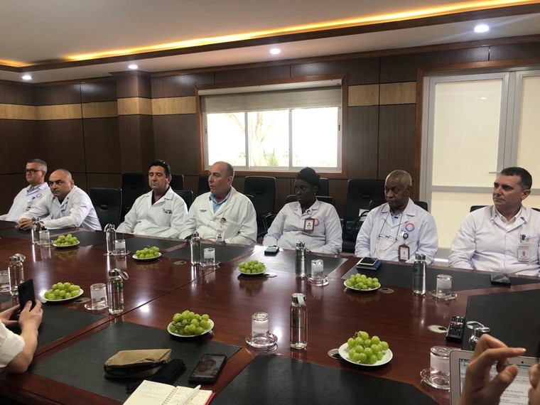 Bệnh viện công đầu tiên thuê chuyên gia nước ngoài làm việc lâu dài ảnh 2