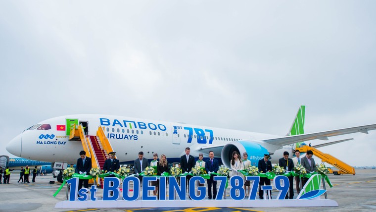 Cận cảnh Boeing 787-9 Dreamliner 'Ha Long Bay'- máy bay thân rộng đầu tiên của một hãng hàng không tư nhân Việt Nam ​ ảnh 2