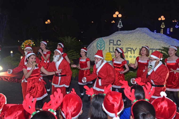 'Mục sở thị' không khí Giáng sinh đặc biệt tại chuỗi resort 5 sao từ Bắc vào Nam ảnh 3