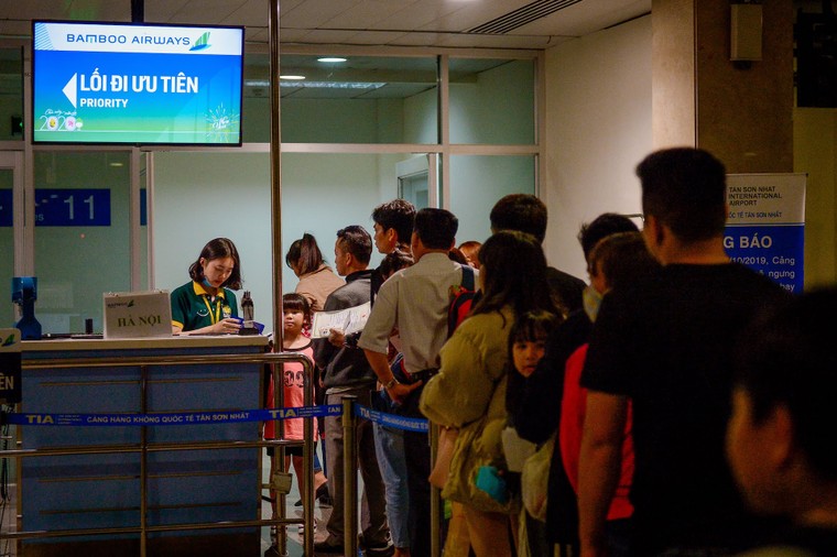 Những cái Tết trên độ cao 10.000m của “phi đoàn hạnh phúc” ảnh 2