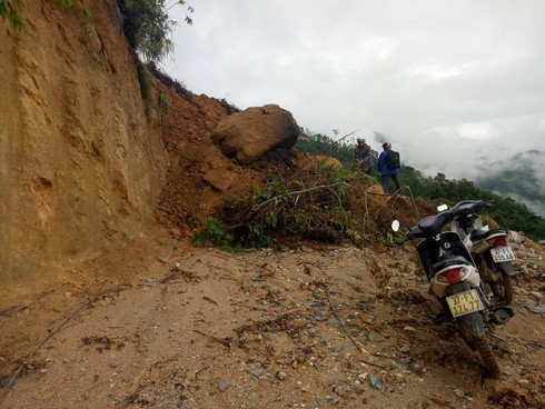 Gian nan 'cõng chữ lên non' ảnh 2