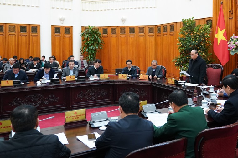 Thủ tướng: Không chủ quan nhưng không bi quan, hoang mang ảnh 1