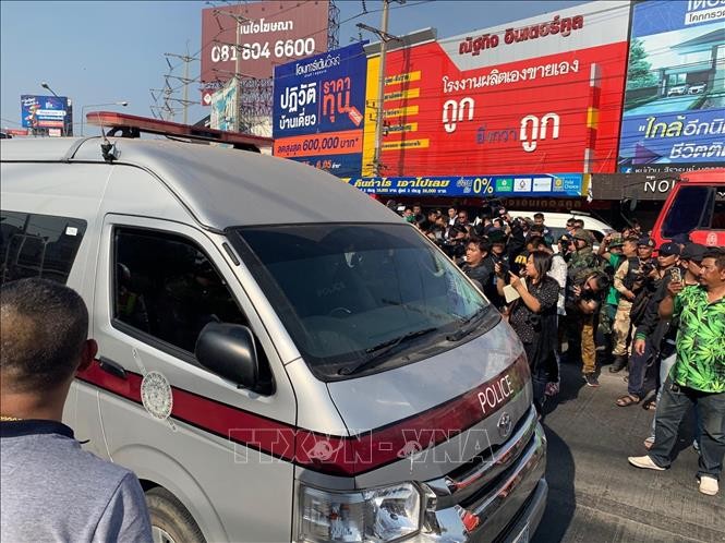 Chính phủ Thái Lan nỗ lực khắc phục hậu quả vụ xả súng làm 26 người thiệt mạng ảnh 1